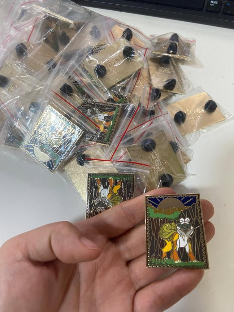 Shiny Raikou Stamp Pin | May 2025 Reward